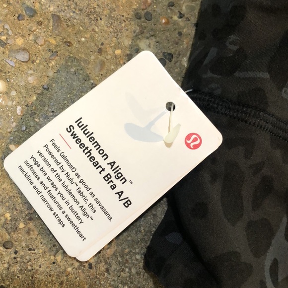 Lululemon Cheetah Camo Align Sweetheart Bra A/B - Picture 7 of 17